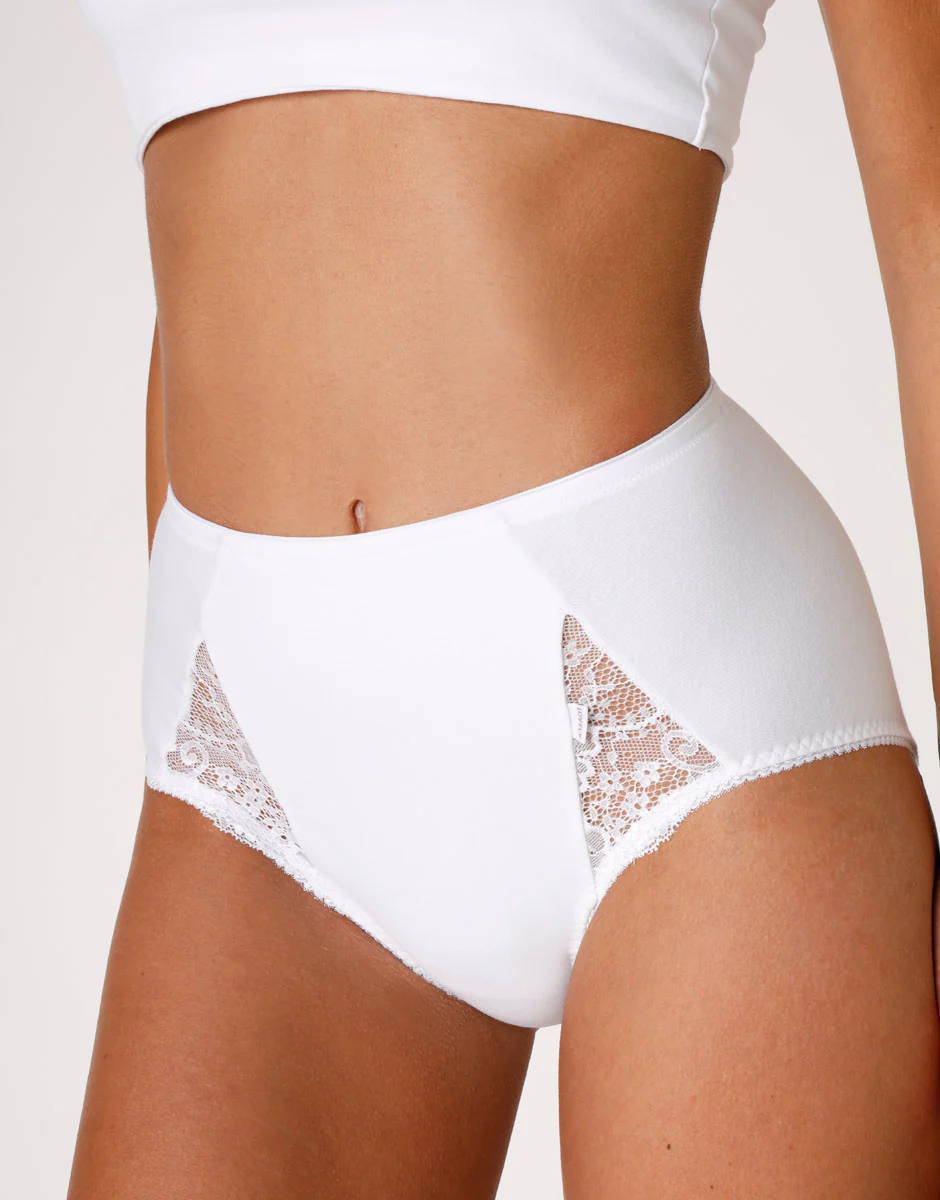 Slip maxi contenitivo Lovely Charme, bianco in cotone elasticizzato con pizzo - Image 6